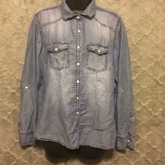 Overdrive Tops - Blue denim button down top